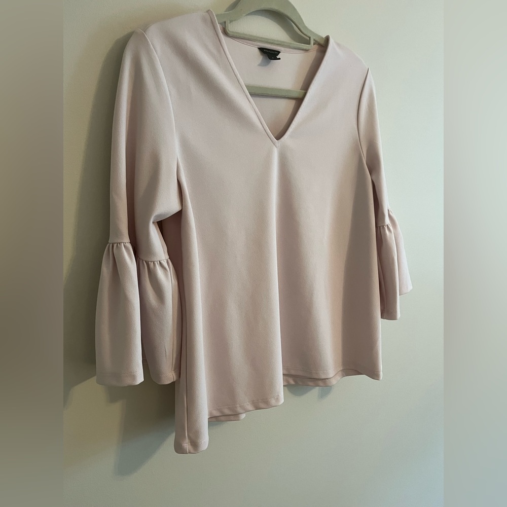 Ann Taylor Blush bell sleeve top, Size Med
